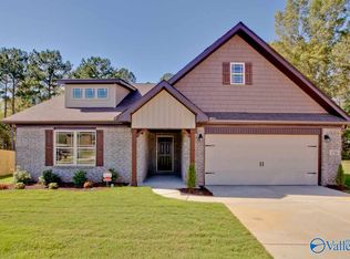 26917 Brown Rd, Athens, AL 35613