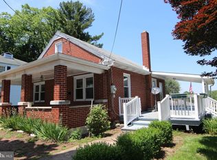 631 Cedar Ave, Middletown, PA 17057