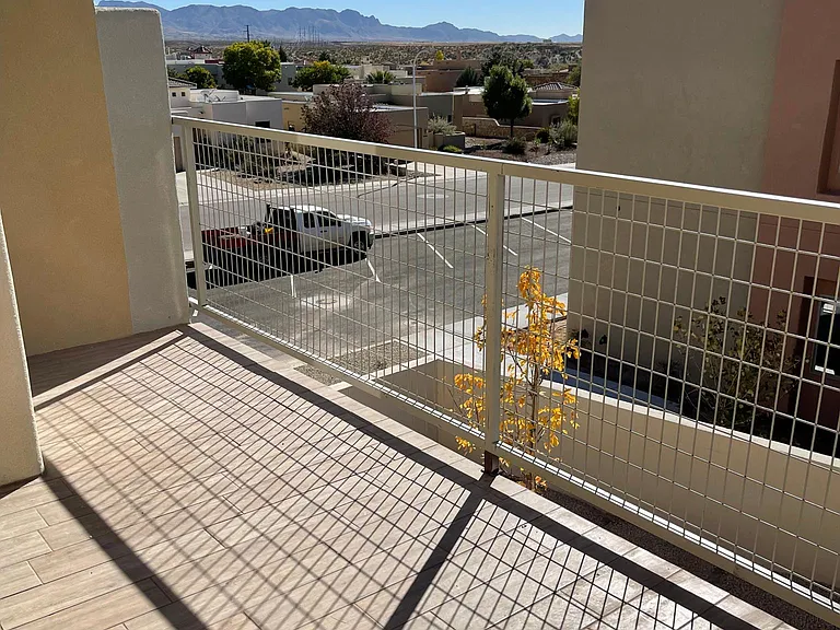 2035 El Presidio — Photo 20