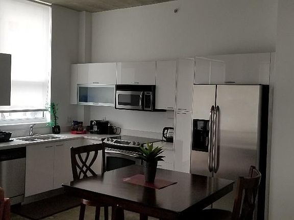 5th image of 133 NE 2nd Ave APT 402D