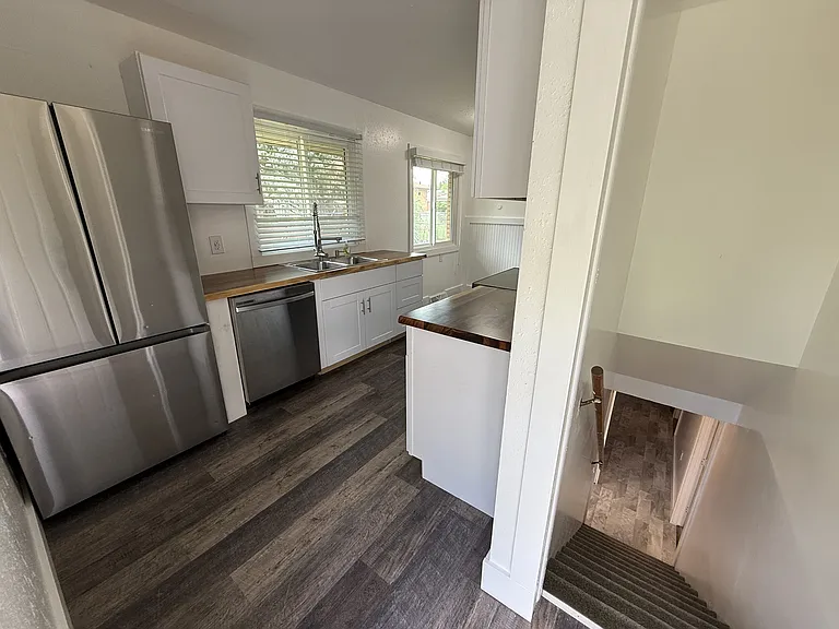 4718 Diana Dr — Photo 14