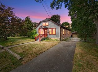 25 Bella Vista Ave, Mansfield, MA 02048