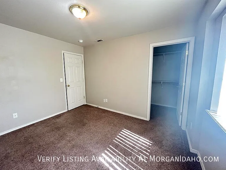 7502 W Tottenham Ln #202 — Photo 11