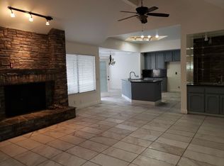 1539 S Helm Ave, Fresno, CA 93727