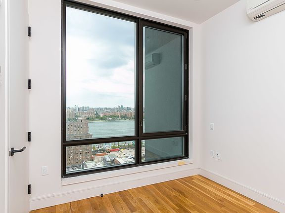 5th image of 321 Wythe Ave #1608