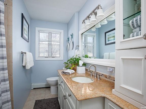 3rd image of 29 Granada Cir