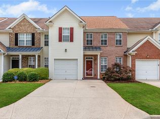 2924 Greyhawk Ln, Cumming, GA 30040
