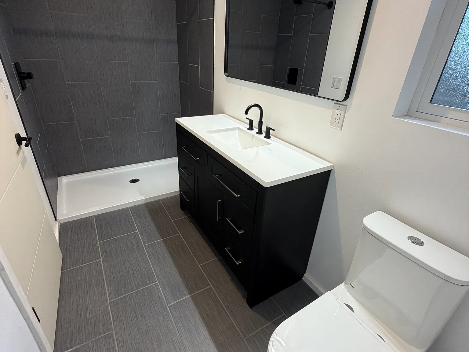 181 Alpinegrove Ln — Photo 3