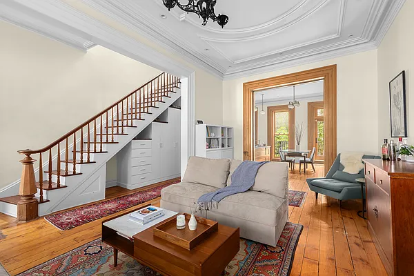 Rented by Compass | media 3