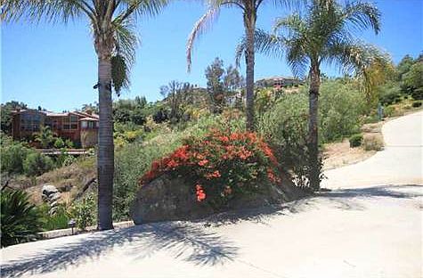 4th image of 18687 Aceituno St
