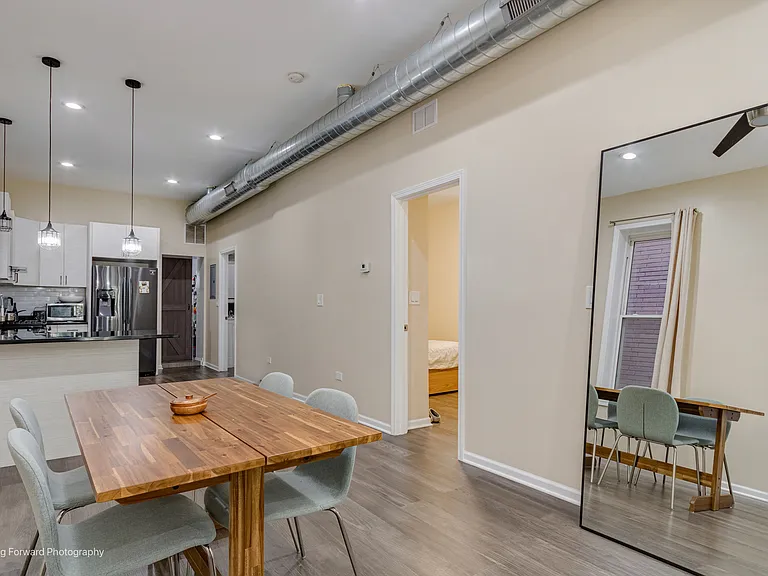 522 N Armour St #1 — Photo 9