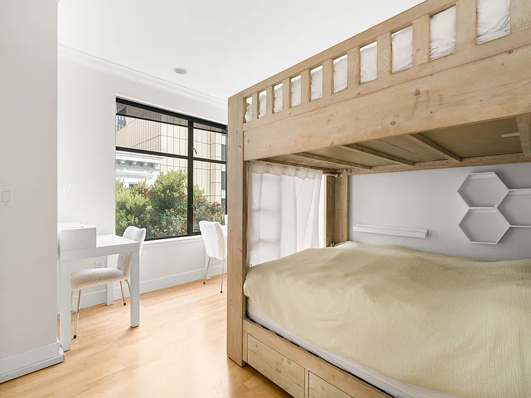 1081 Pine St #301 — Photo 43