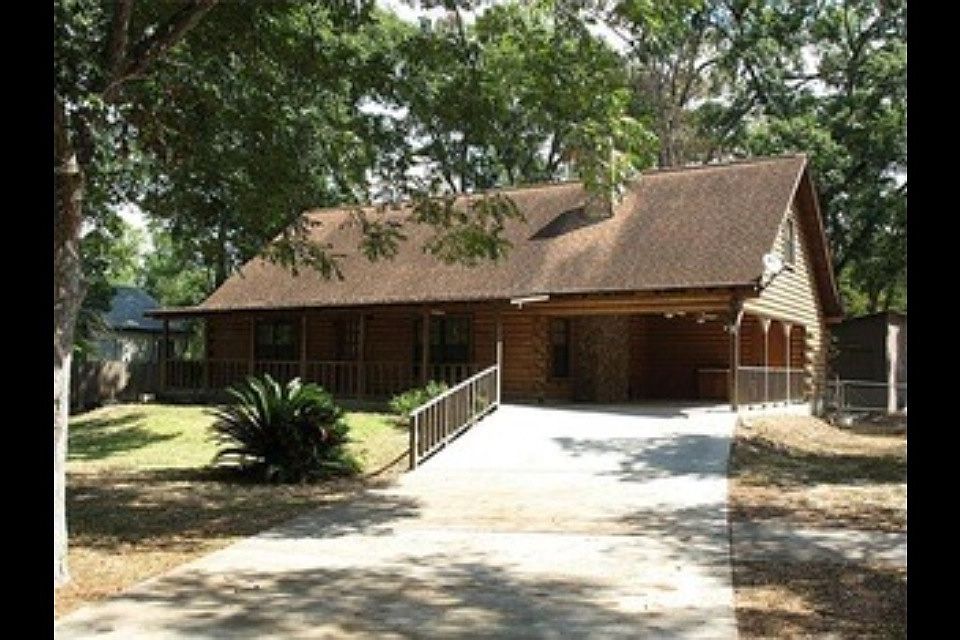 1st image of 17814 Bamwood Dr