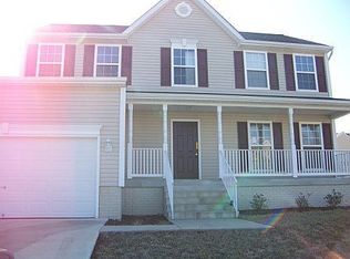 23316 Triple Crown Dr, Ruther Glen, VA 22546