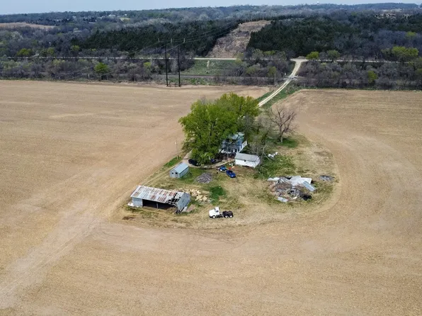 14300 Military Trail Rd, Wamego, KS 66547