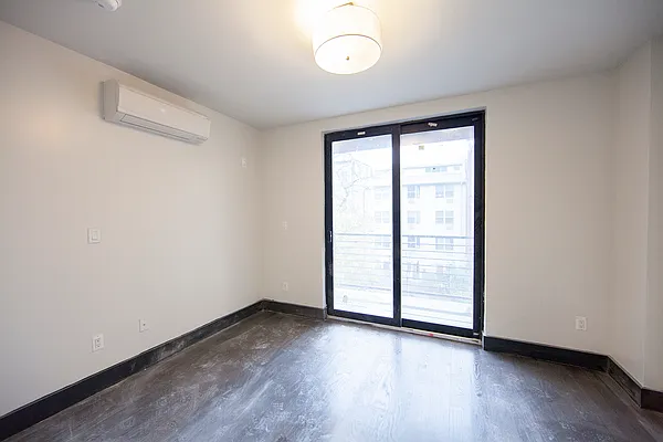 Rented by Brooklyn Group | media 4
