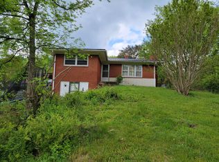 355 New Cave Church Rd, Newport, TN 37821