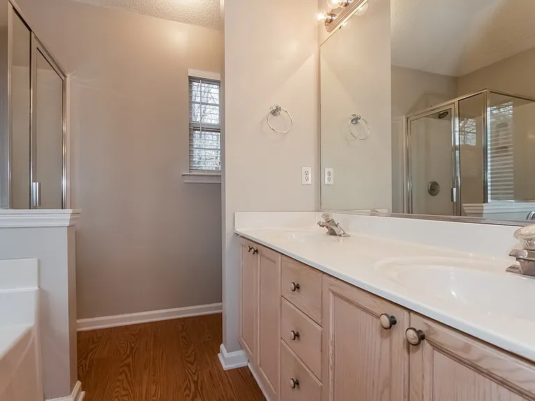 5937 Hedgecrest Pl — Photo 12