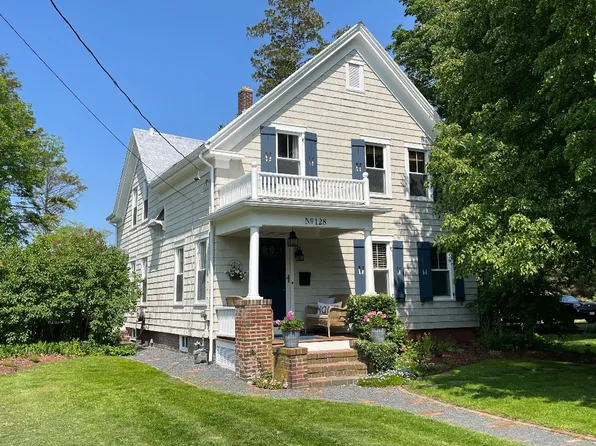 128 Park Ave, Bridgewater, MA 02324
