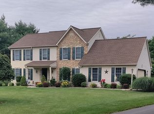 1664 Caln Meetinghouse Rd, Downingtown, PA 19335