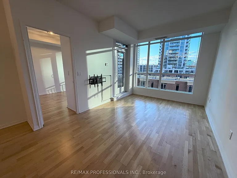 628 Fleet St #522 — Photo 7