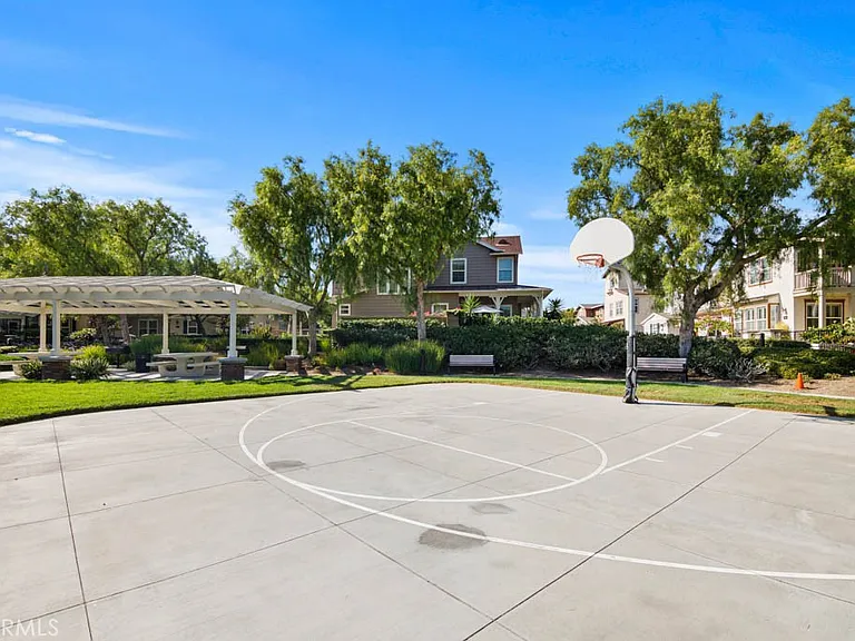 297 Tustin Field Dr — Photo 46