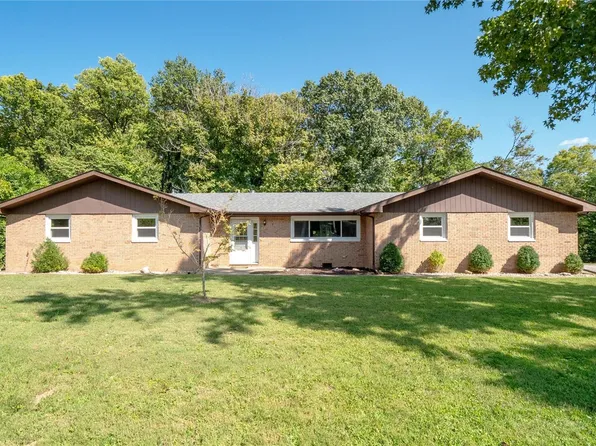 122 Roger Dr, Collinsville, IL 62234