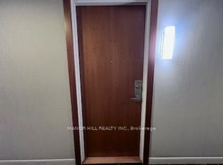 2800 Keele St #5, Toronto, ON M3M 0B8