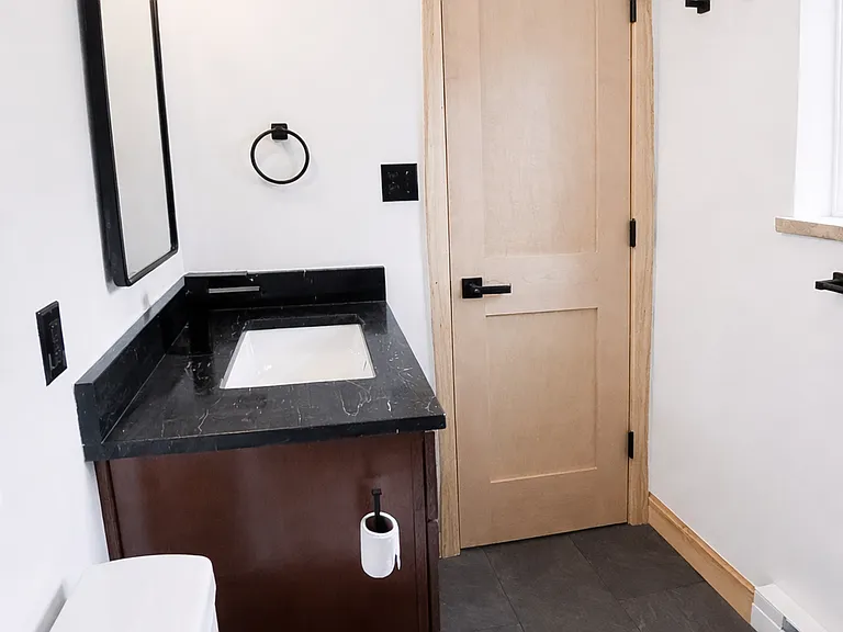 231 Rosebud Rd #B — Photo 9