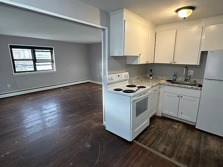 22 Atwood St #B2 — Photo 1