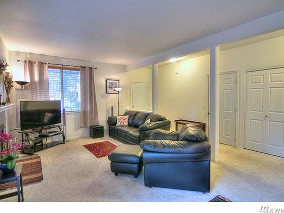 3rd image of 6843 47th Lane Se #A