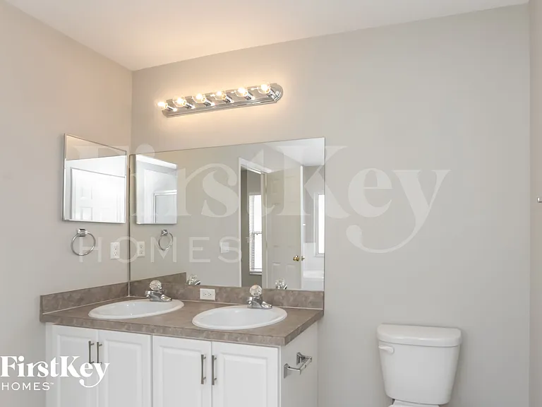 10332 Frog Pond Dr — Photo 8