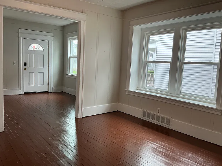 83 Warner St #1 — Photo 9
