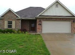 1131 Jacee Cir, Webb City, MO 64870