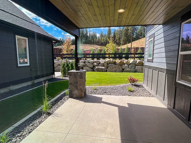 1304 W Dairy Farm Ln — Photo 3