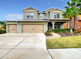 517 Amber Creek Dr, Jacksonville, FL 32218