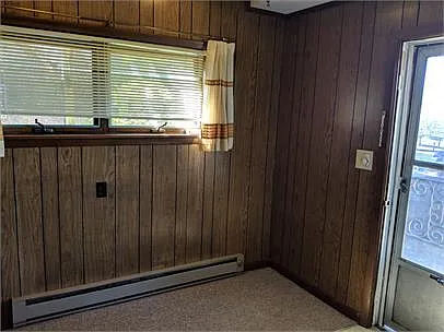 410 W Maple St #3 — Photo 10