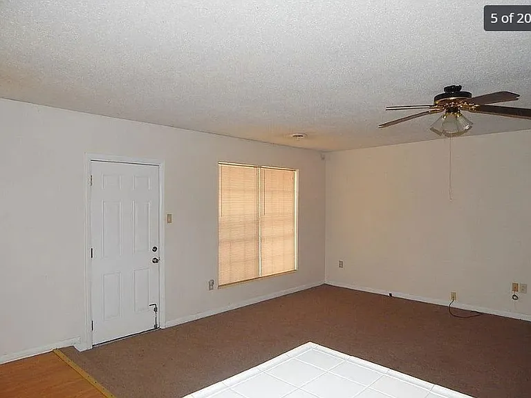 1111 Club View Dr NW — Photo 5