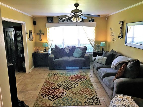 spacious living room