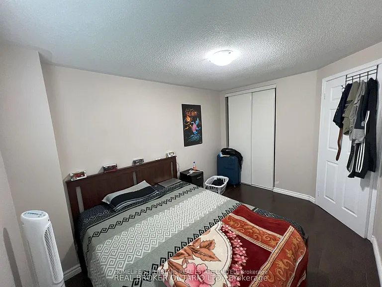 2555 Thomas St #1 — Photo 7