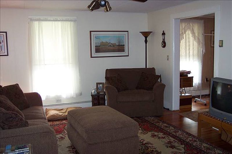 4th image of 125 CHURCH Street