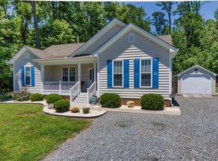 280 Pocahontas Rd, Kilmarnock, VA 22482