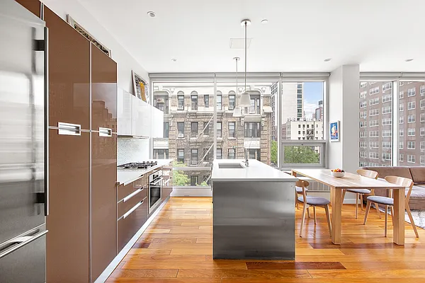 Sold by Compass | media 1