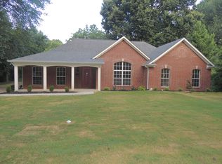 7785 Shamrock Rd, Millington, TN 38053