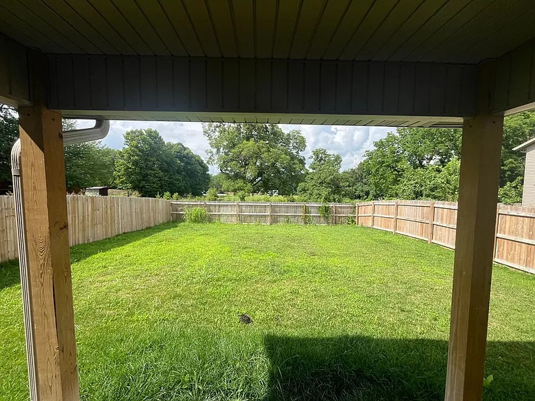 1229 E Paragon St — Photo 14