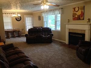 3rd image of 2921 Knox Ln