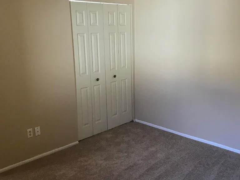 135 Seawind Dr — Photo 13
