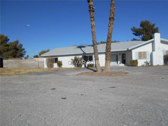 2nd image of 3640 Citadel Cir