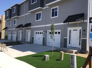 7870 28th St #4175, White City, OR 97503