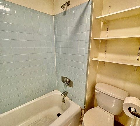 3rd image of 13 Charter St APT 4F